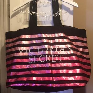 🔥🔥🔥Victoria’s Secret tote bag